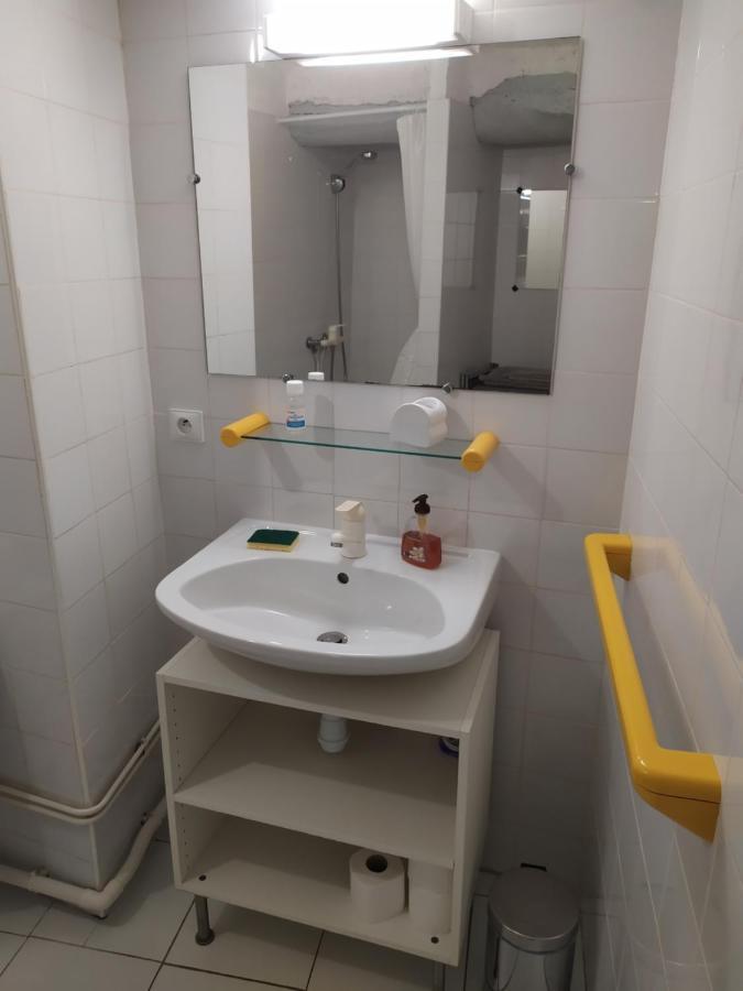 Appartement 55 M2 Proche Commerces Et Parking Rivesaltes Exterior photo